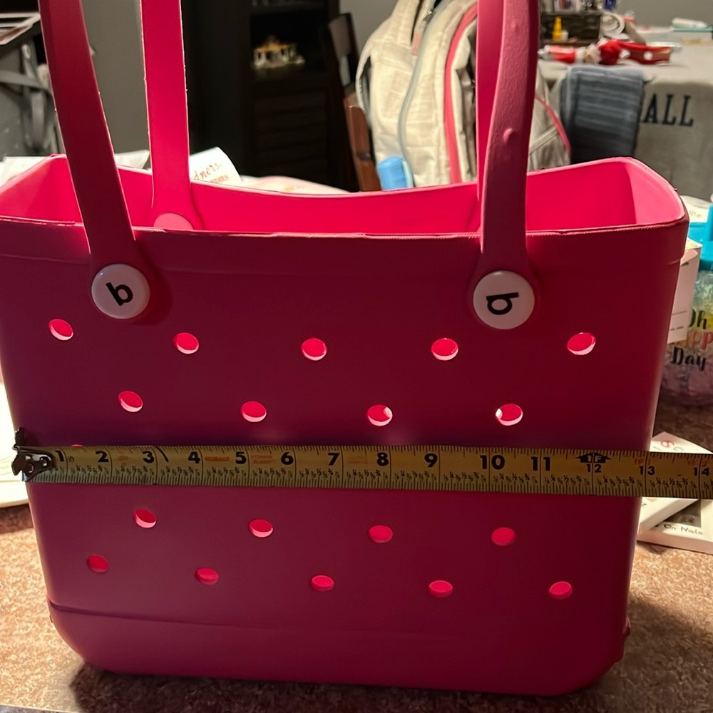 Small hot pink BOGG bag